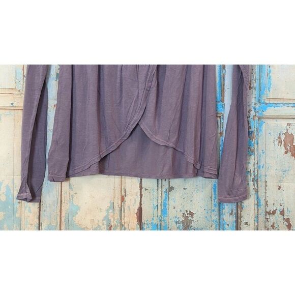 Lamade Womens Size XS Purple Long Sleeve Round Neck Open Back Pullover Top - Picture 6 of 8